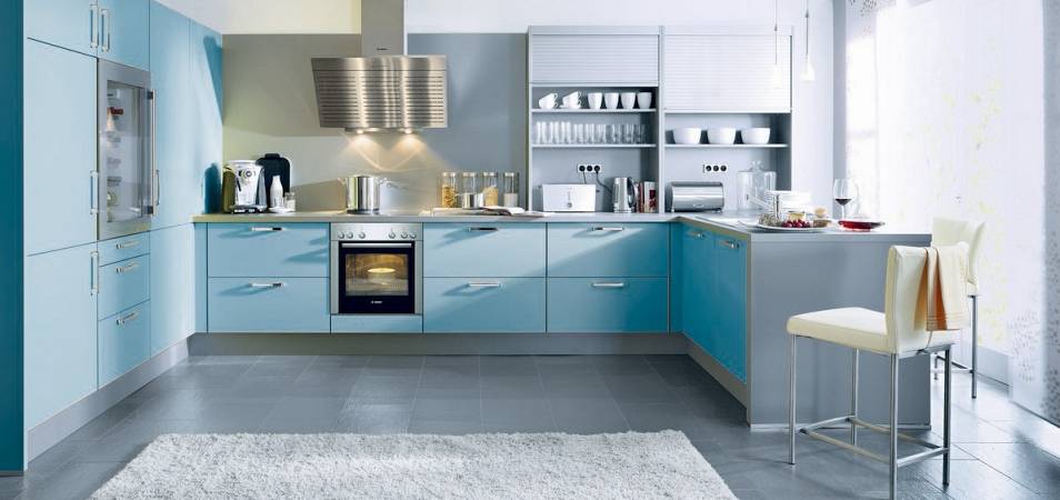 Бело-голубая кухня: стилевые решения