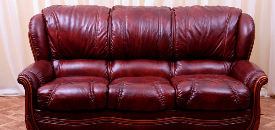 Чистка дивана от различного вида загрязнений