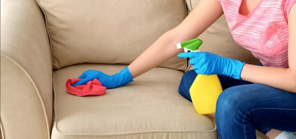 Как убрать запах с дивана?