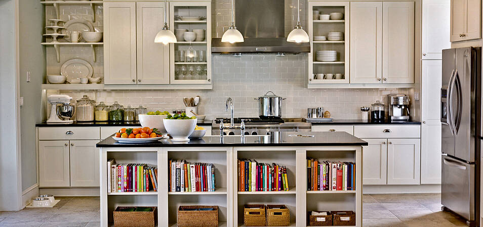Кухня под потолок: варианты современных дизайнерских решений с фото