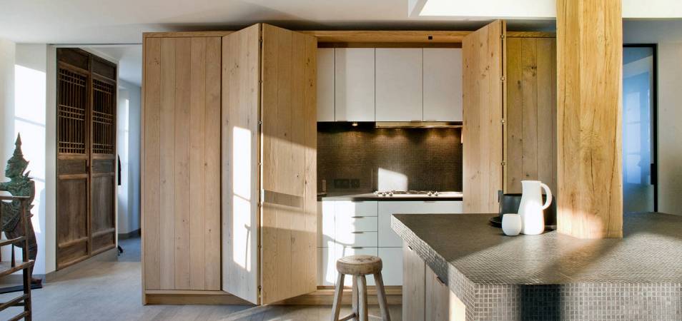 Дизайн кухни-невидимки: стильные фото-идеи скрытых кухонь