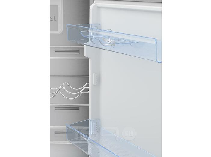 Встраиваемый комбинированный холодильник Beko BCNA306E3S