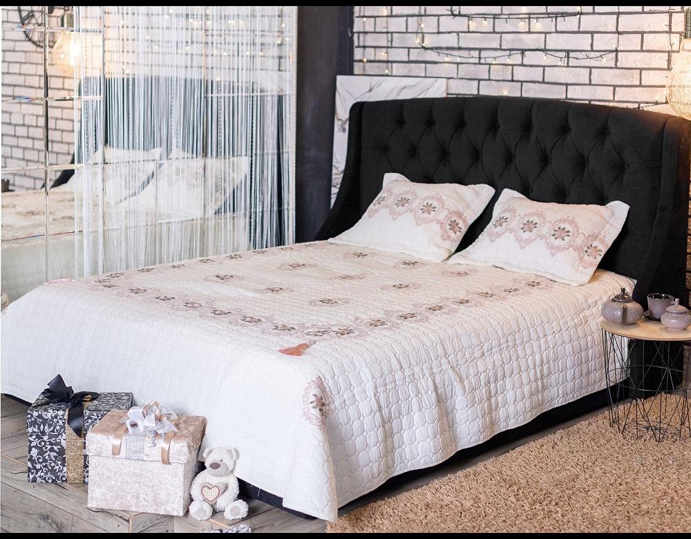 Мягкая интерьерная кровать Стефани 1400, БП/М, ткань, Черный мягкая интерьерная кровать стефани 1600 бп м ткань серый