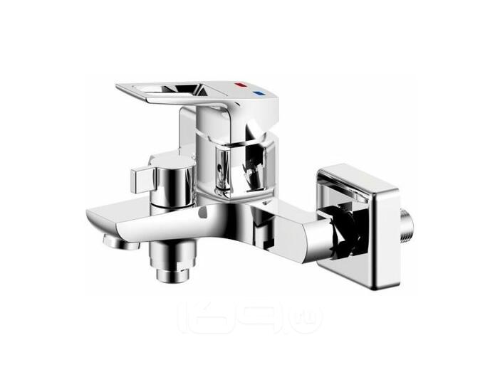 Смеситель для ванны Atlantic Milardo ATLSBC0M02