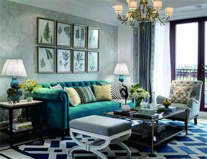 Бирюзовый диван в интерьере гостиной, кухни и других комнат: лучшиесочетания, шторы, 50+ фото