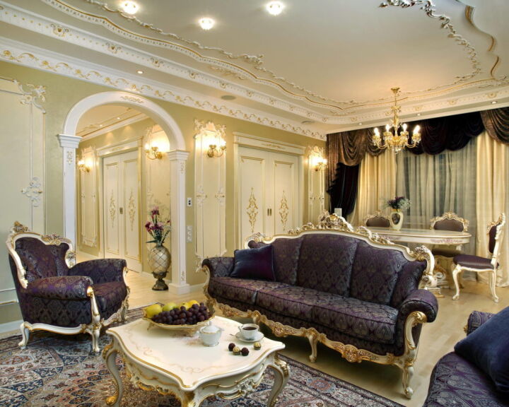 Двухкомнатная квартира в стиле барокко: отделка, мебель, декор