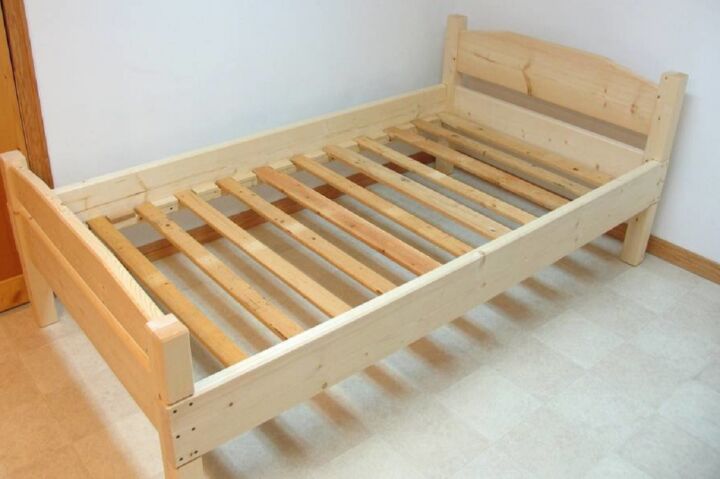 Кровать-подиум: роскошный и функциональный элемент для вашего интерьера