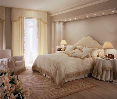 Маленькая спальня: лучшие идеи по выбору стиля и секреты размещения элементов интерьера (170 фото)