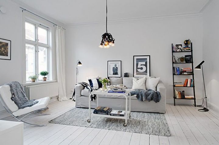 Дизайн гостиной в белом цвете, интерьер гостиной с белой мебелью