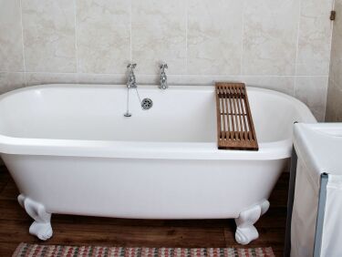 Идеи из старой ванны (76 фото)