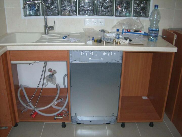 Установка посудомоечной машины в готовый модульный кухонный гарнитур