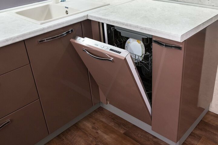 Посудомоечная машина в отдельном шкафу-модуле