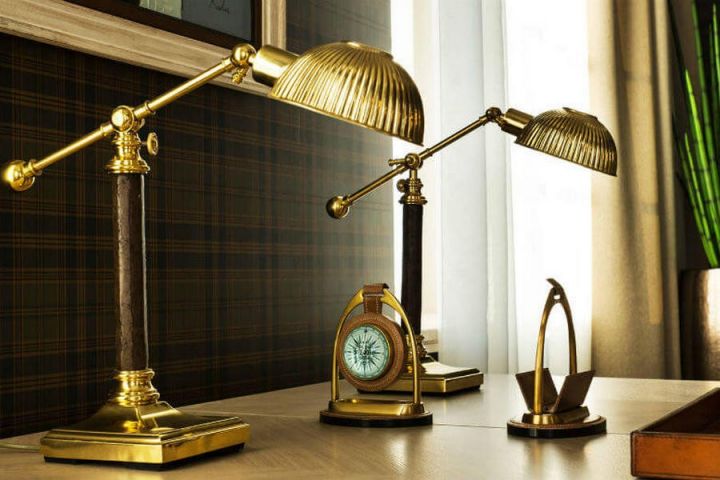 Настольная лампа в классическом стиле