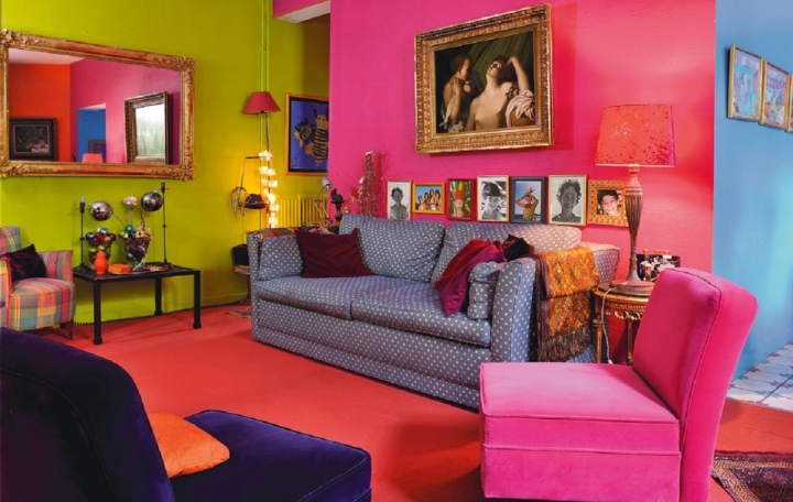 Если вы не используете правильные цветовые сочетания, ваша гостиная будет казаться неуютной и загроможденной.