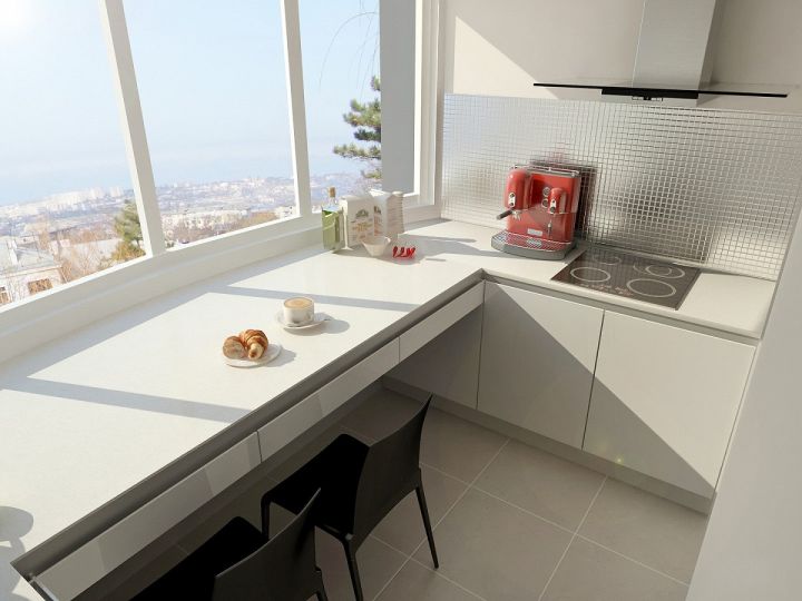 Бюджетная белая кухня с полуостровом и выходом на балкон
