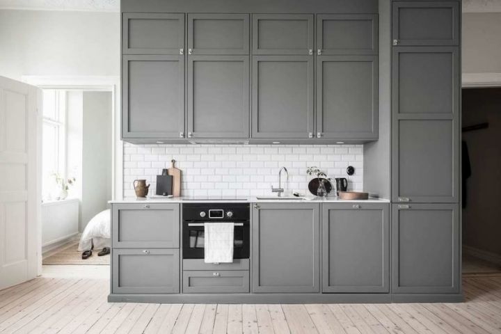 Белая кухня с деревянной столешницей: 44 реальных фото дизайна интерьера