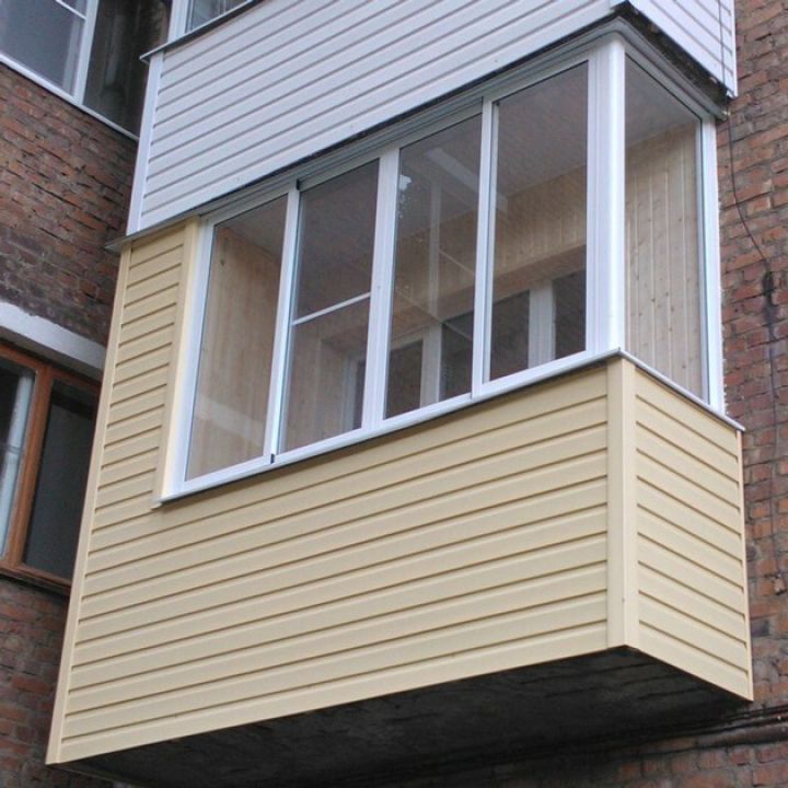 Как обшить балкон: отделка изнутри и снаружи