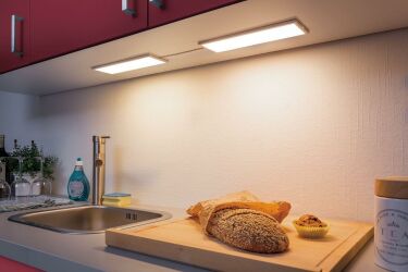 Монтаж светодиодной подсветки на кухне