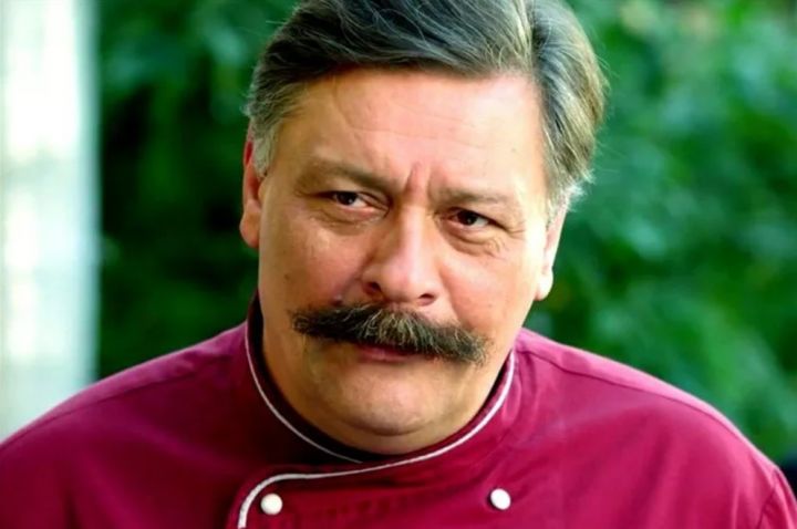 Виктор Баринов - шеф-повар из сериала