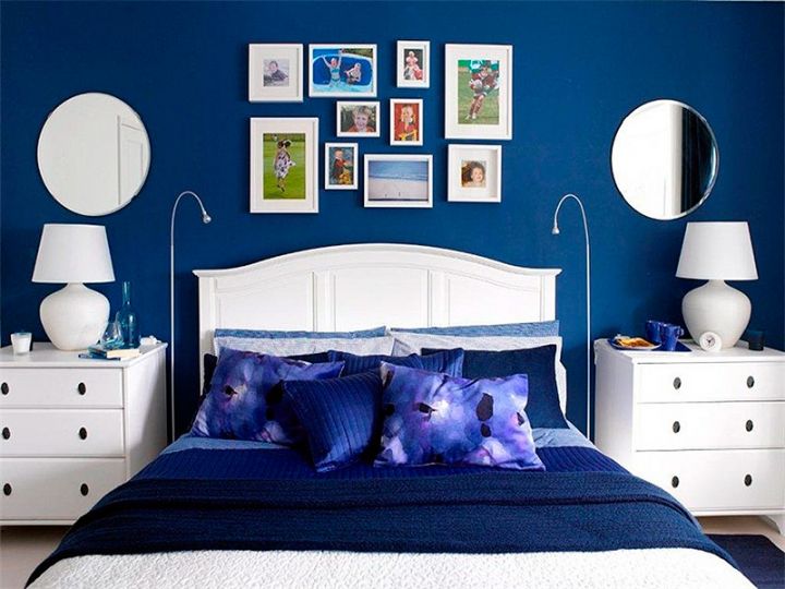 Синяя спальня: уютные интерьеры в холодном цвете