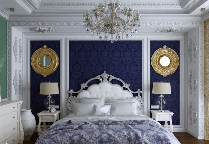 темно синяя спальня с белой мебелью