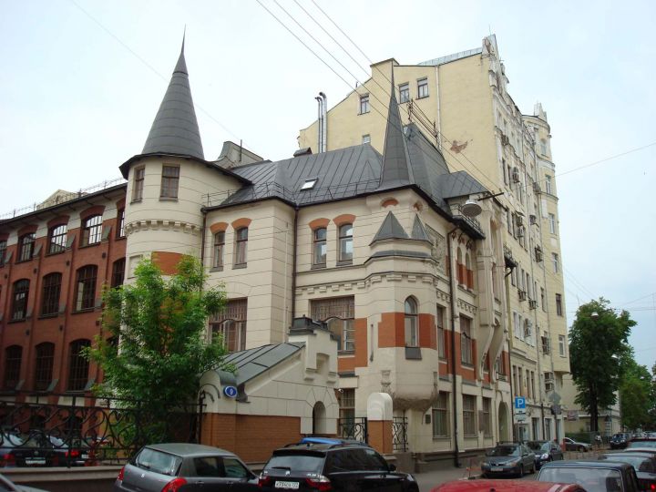 Здание типографии «Товарищества скоропечатни А. А. Левенсон» в Трехпрудном переулке, д. 9.