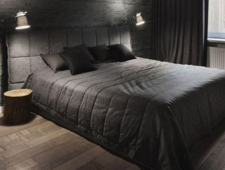 Интерьер спальни с темной мебелью - 72 фото