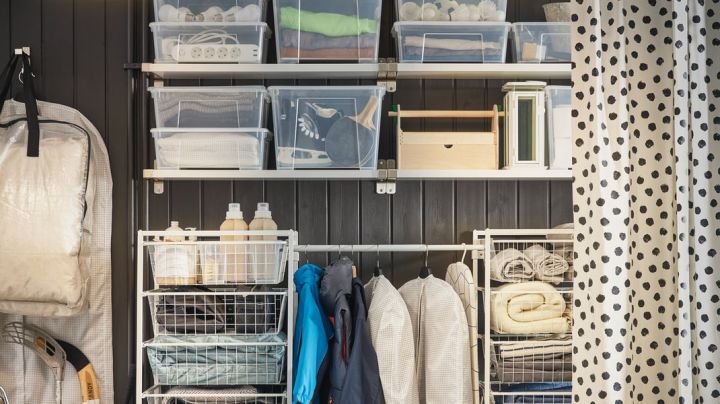 Что выбрать Шкафы для вещей в частном доме своими руками или кладовку? Обзор +Фото и Видео