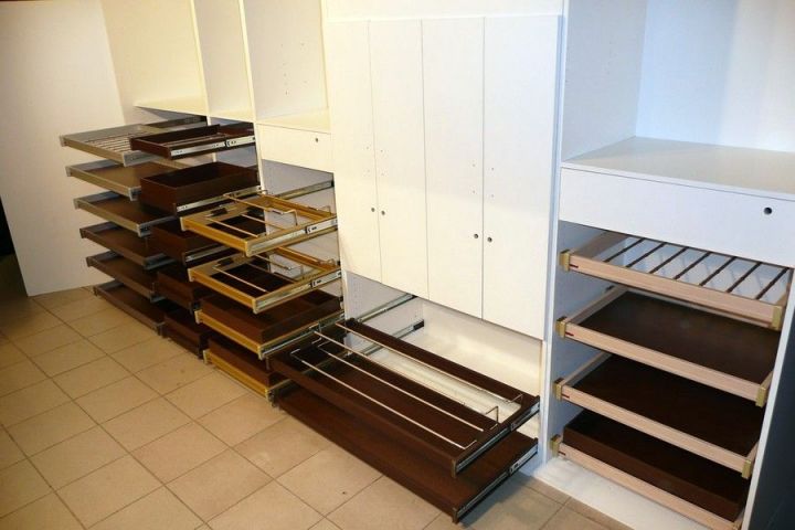 Этапы изготовления встроенного шкафа-купе своими руками: пошаговая инструкция