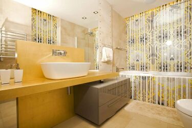 Маленькие ванные комнаты в желтом цвете