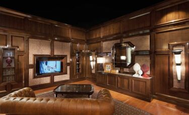 Яркий дизайн гостиной